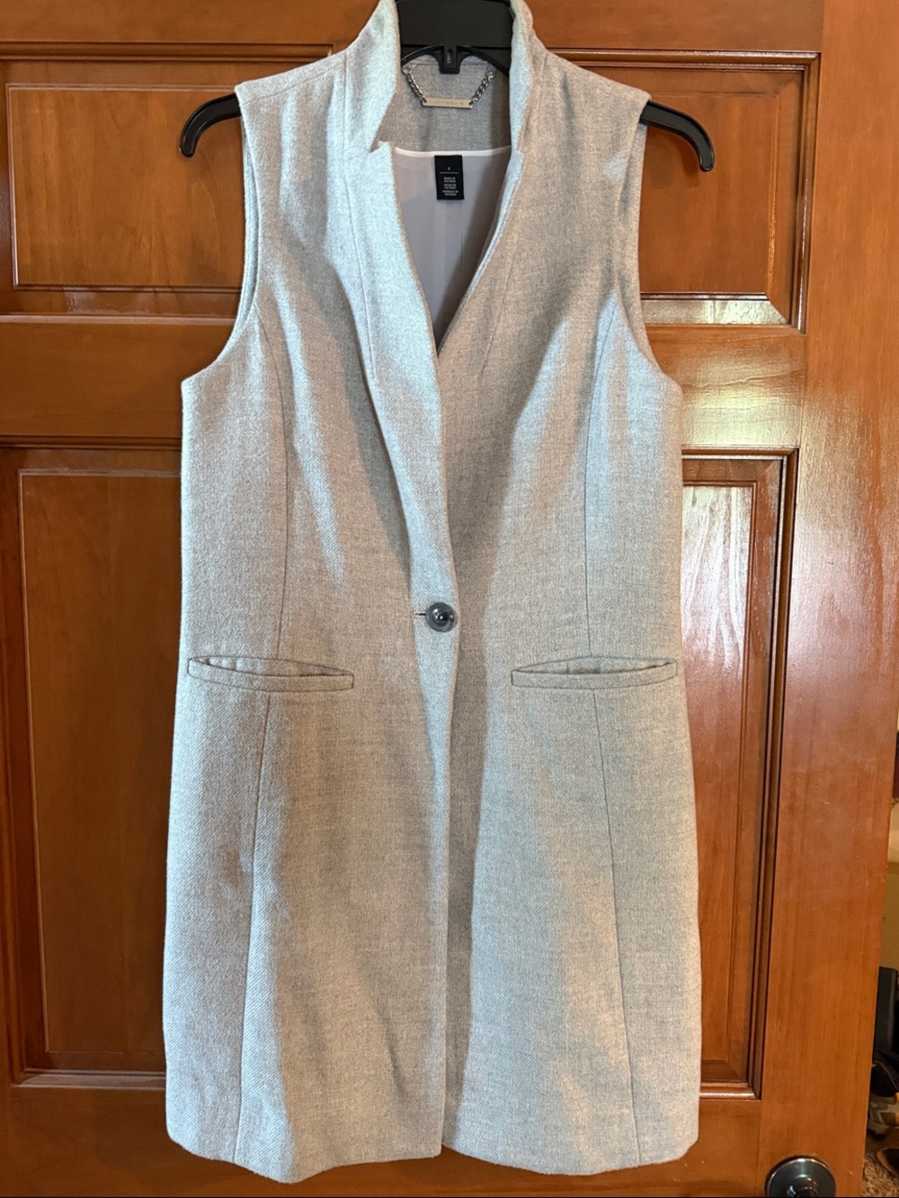 White House Black Market Light Gray Sleeveless Long Vest - GUC